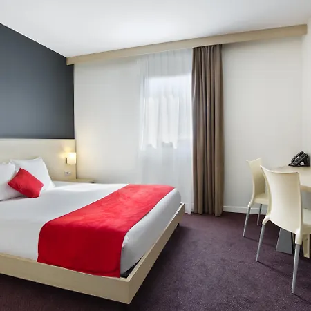 Hotel Sure By Western Beaujoire