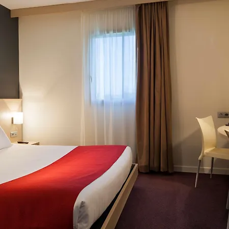 Sure By Western Beaujoire 3* Nantes