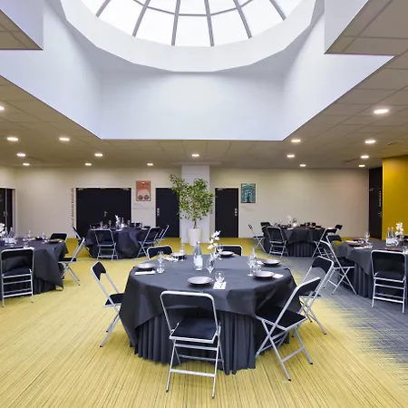 Sure By Western Beaujoire 3* Nantes