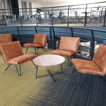 Sure By Western Beaujoire Отель 3*