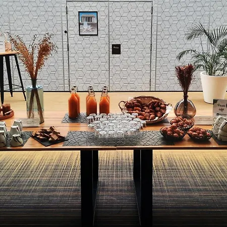 Sure By Western Beaujoire Hotel 3*