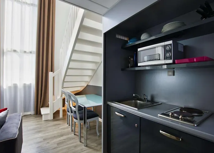 Sure By Western Beaujoire 3* 낭트