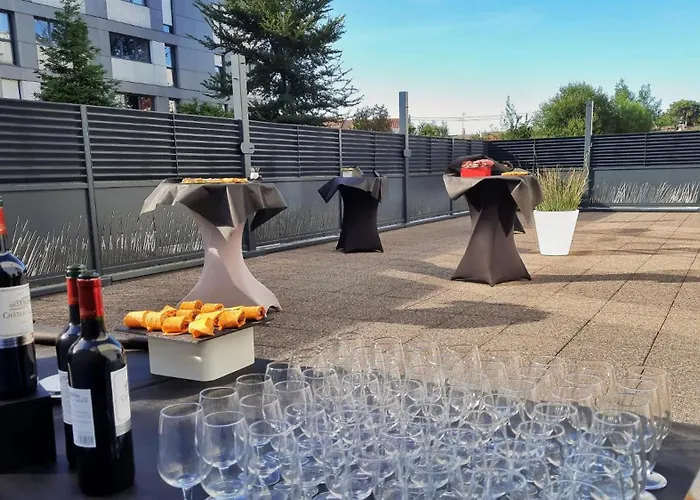 Sure By Western Beaujoire