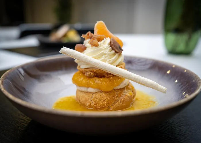 호텔 Sure By Western Beaujoire 3*