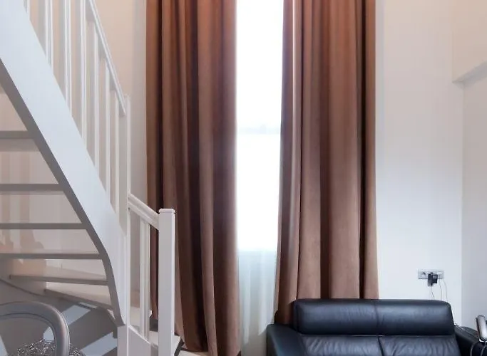 Sure By Western Beaujoire 3* 낭트