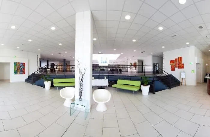 Sure By Western Beaujoire