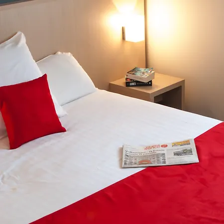 Hotel Sure By Western Beaujoire