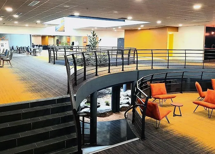 Sure By Western Beaujoire 3* Nantes