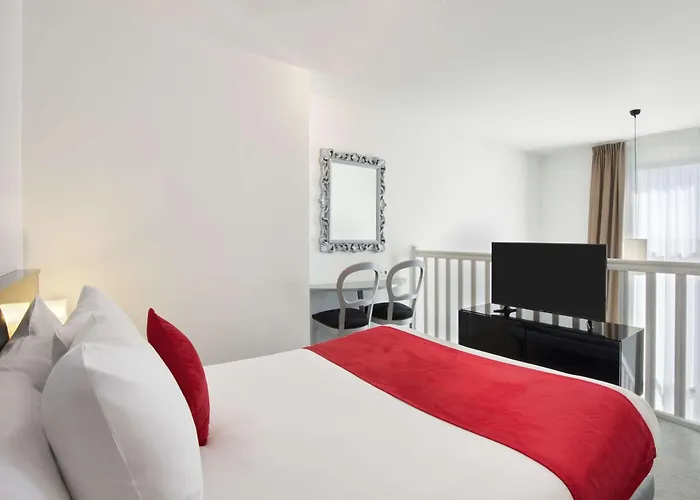 Hotel Sure By Western Beaujoire Nantes