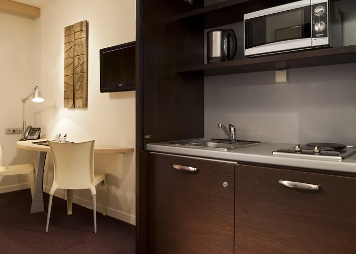 Sure By Western Beaujoire Nantes