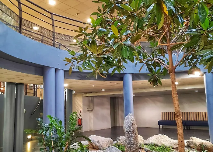 Sure By Western Beaujoire