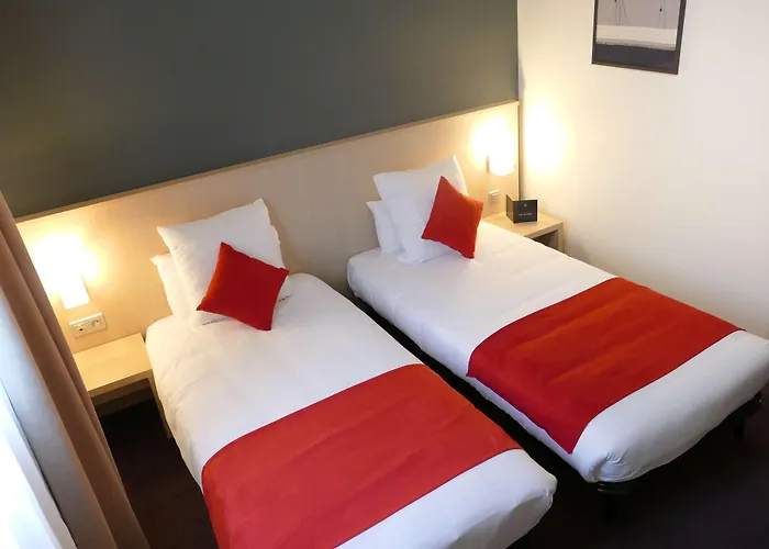 Hotel Sure By Western Beaujoire